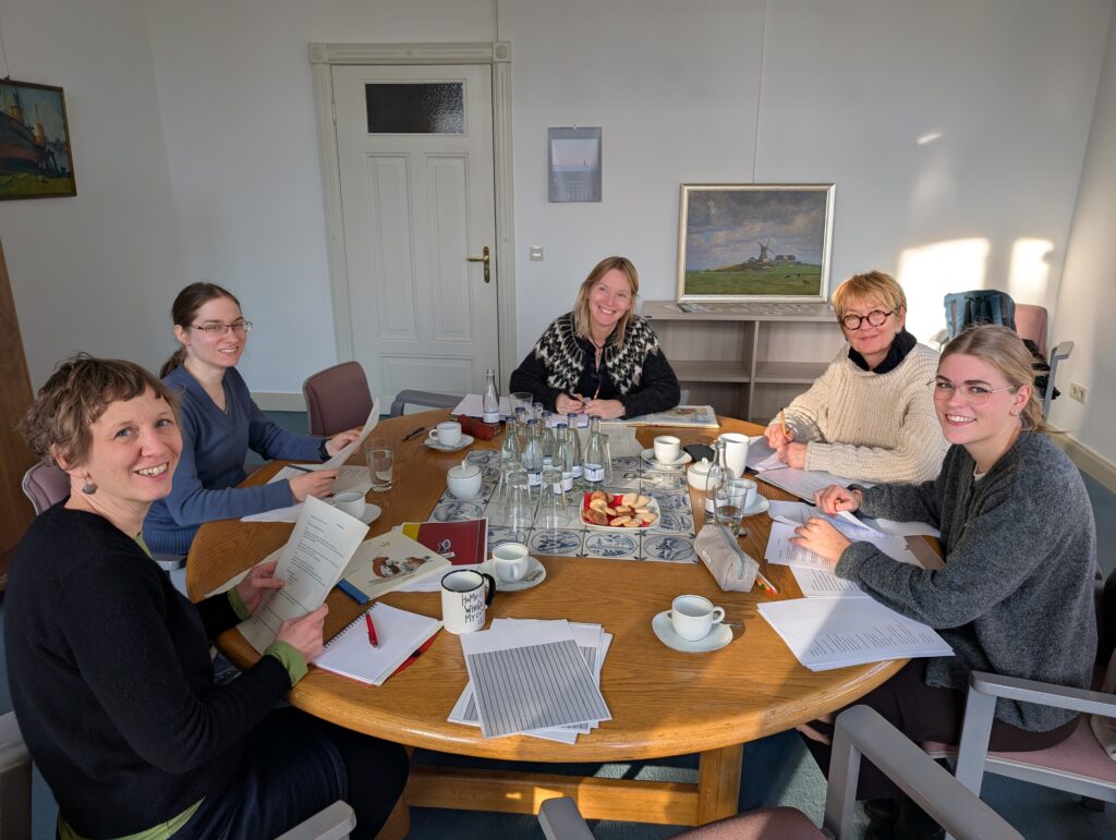 Arbeitsrunde im Nordfriisk Instituut